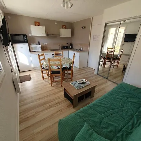 Arriu 35 Apartment *